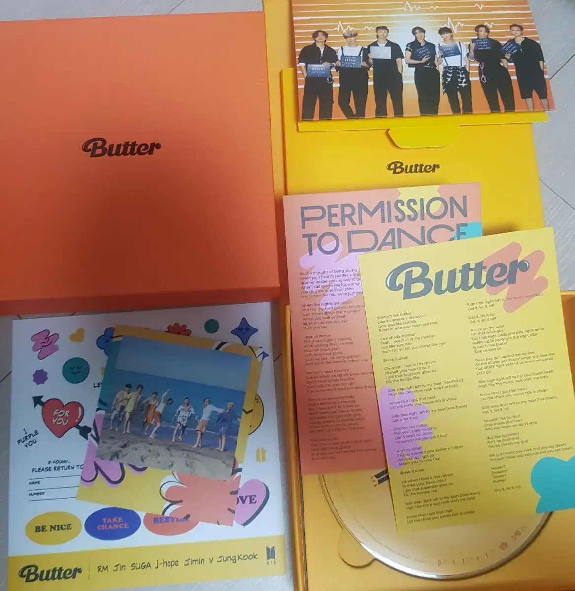 Bangtan butter album I'll give you a bunch of peach and cream sets.