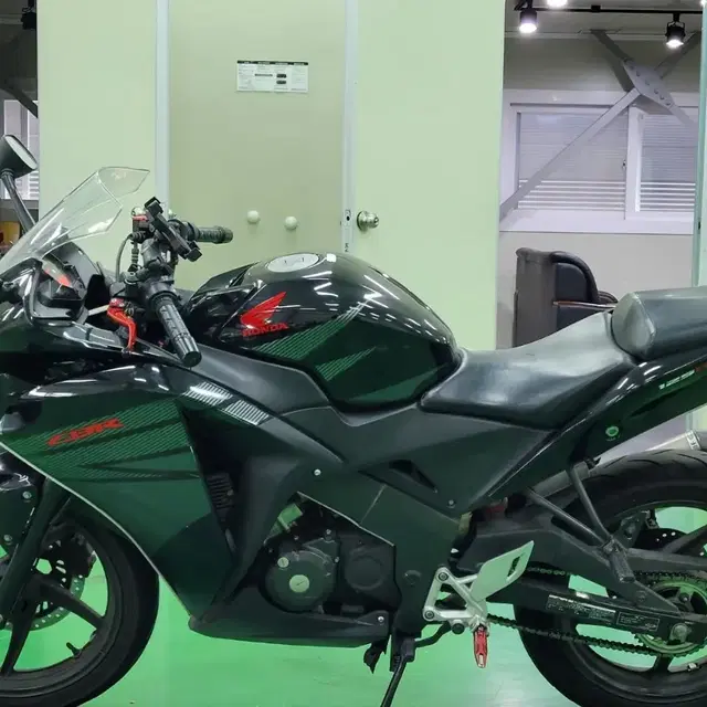 cbr 125cc 17년식 판매합니다