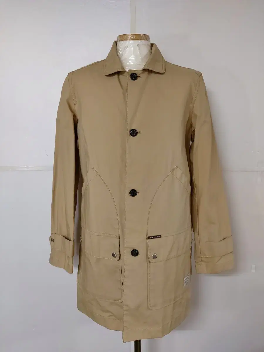 95)Beanpole Trench Coat / Single Coat Safari Jacket