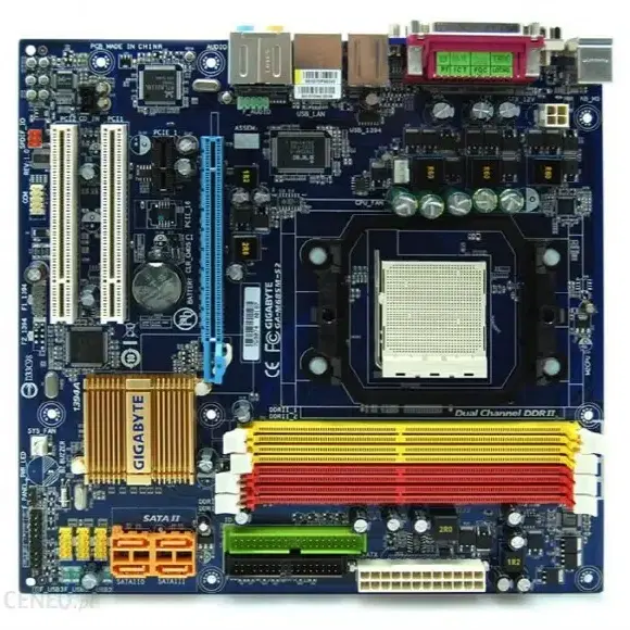 GIGABYTE GA-M68SM-S2 (AM2소켓/DDR2)