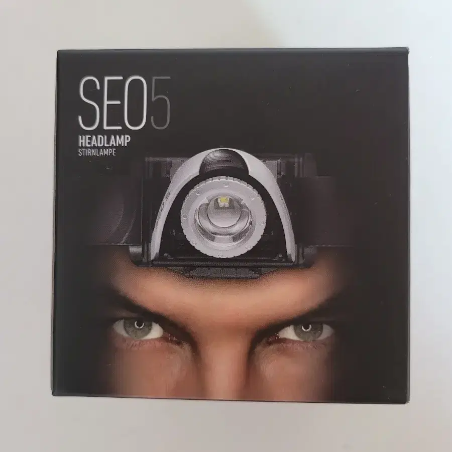 새상품 헬멧 헤드라이트 Ledlenser SEO5 Headlamp