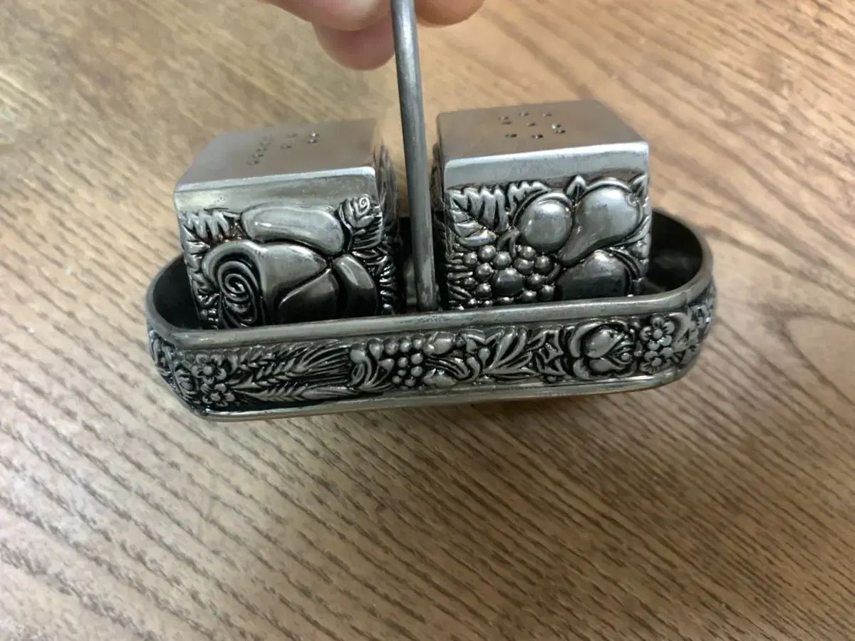 Godinger silver art co 후추소금세트와 오프너