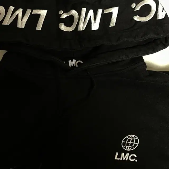 (택포) LMC 후드티 M사이즈