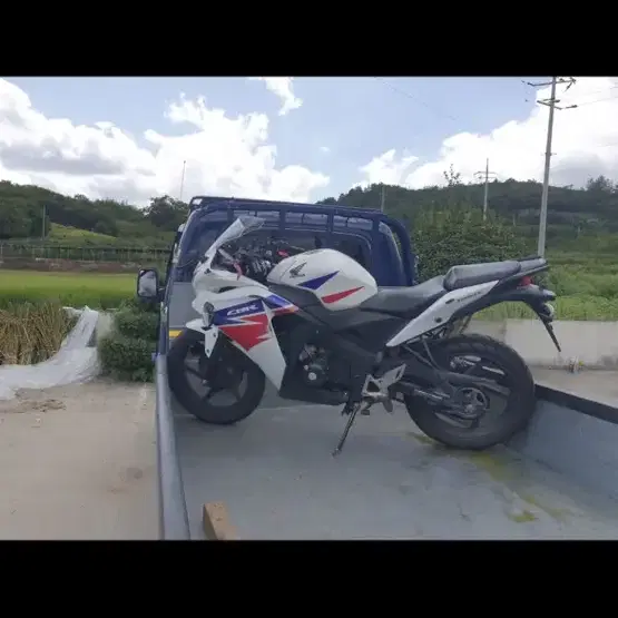 cbr125 14년식