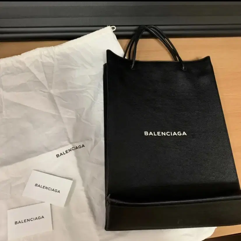 BALENCIAGA BAG 발렌시아가 백 (M) 