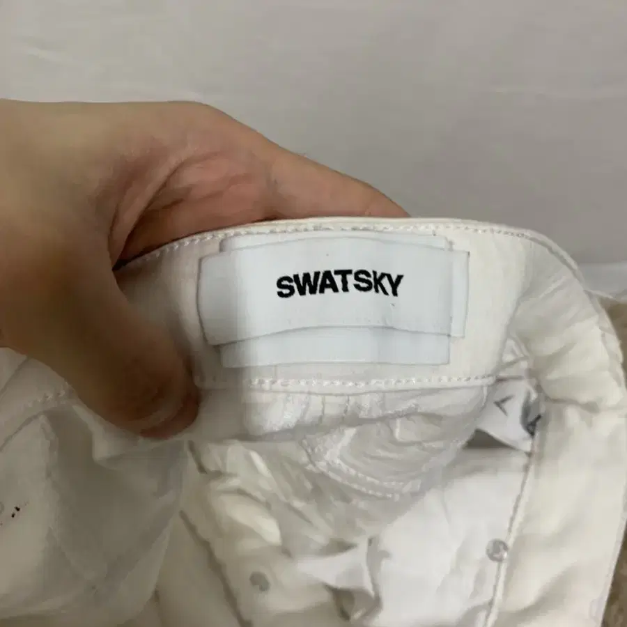 스왓스카이 SWATSKY 자수 팬츠