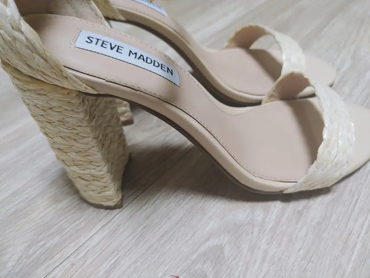 STEVE MADDEN 샌들 정품(새상품)