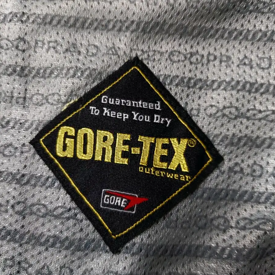 66)프라다 고어텍스 GORE-TEX 자켓집업 점퍼