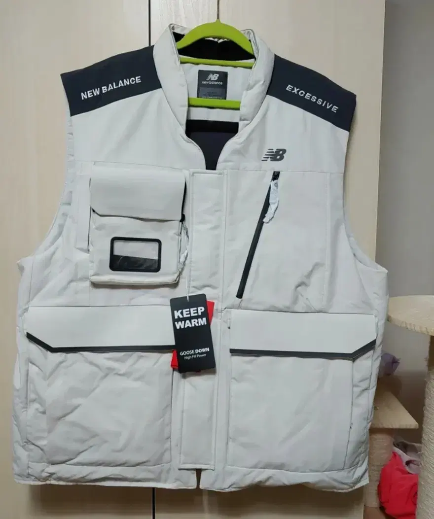 New Balance Goose Vest Size XL