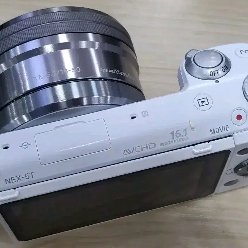 소니 nex-5t 16-50 화이트