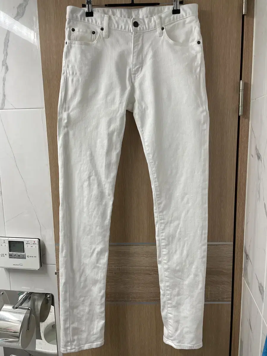 uniqlo uj white denim 