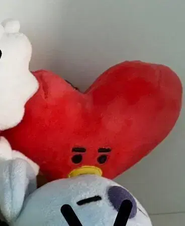 방탄 bt21 타타 백참 인형 키링  (12cm)