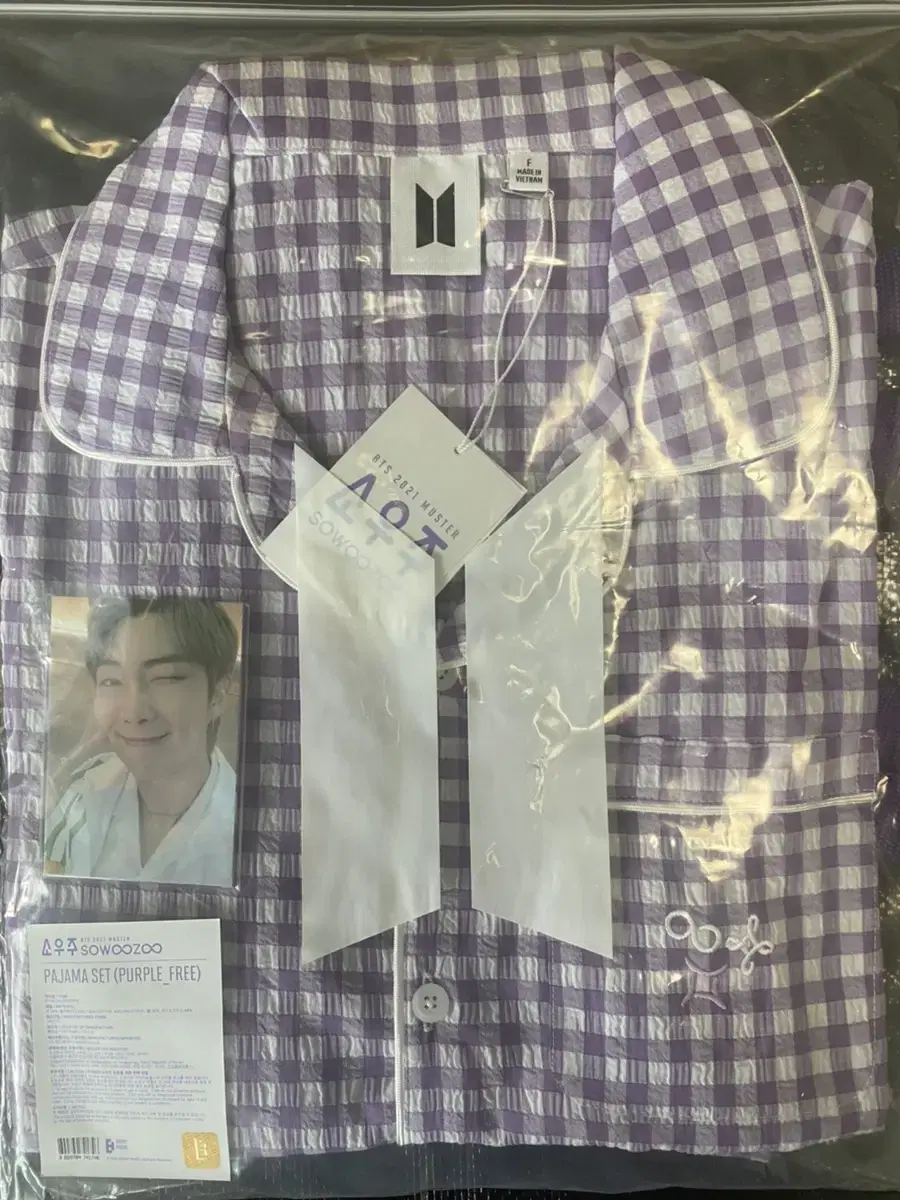 Bangtan Microcosm Pajamas Photocard Included