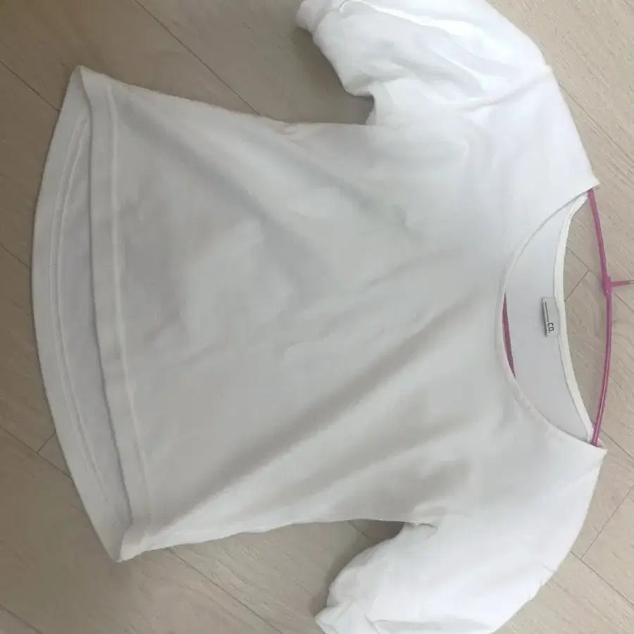 리넨느 u-neck sweat tee! white