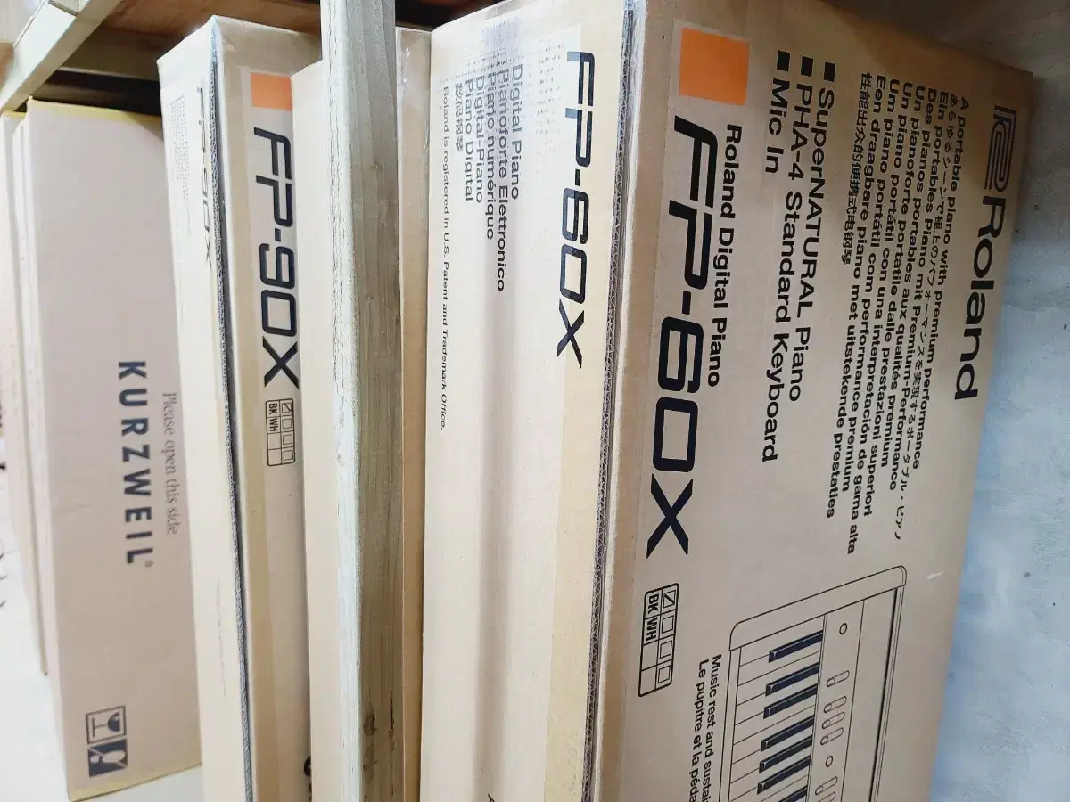 Roland FP60X New sell FP-60X