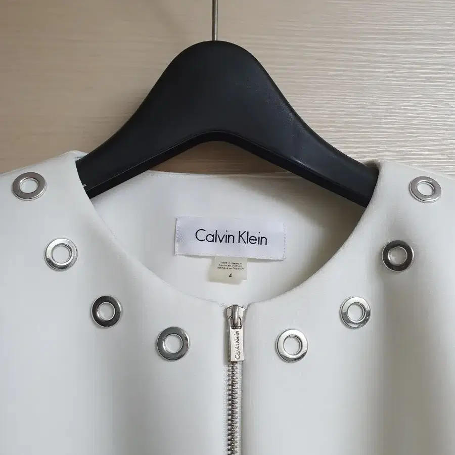 (상태좋음)캘빈클라인(Calvin klein) 네오프렌자켓