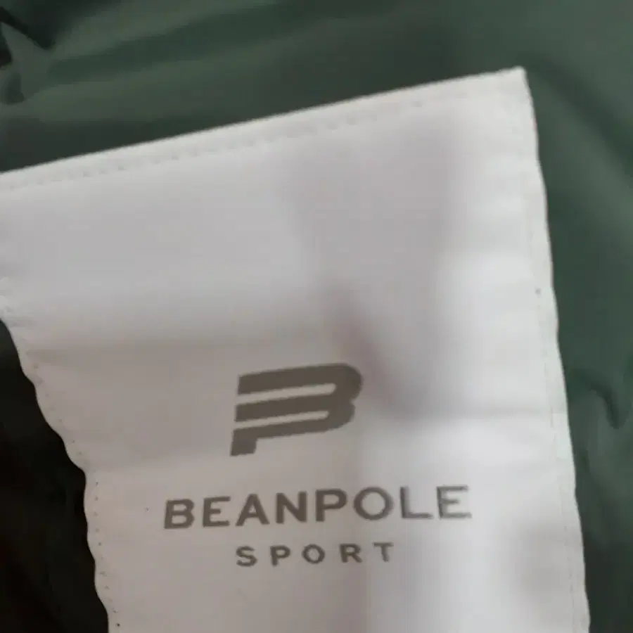 BEAN  POLE SPORT  딥그린덕다운패딩자켓 XS사이즈