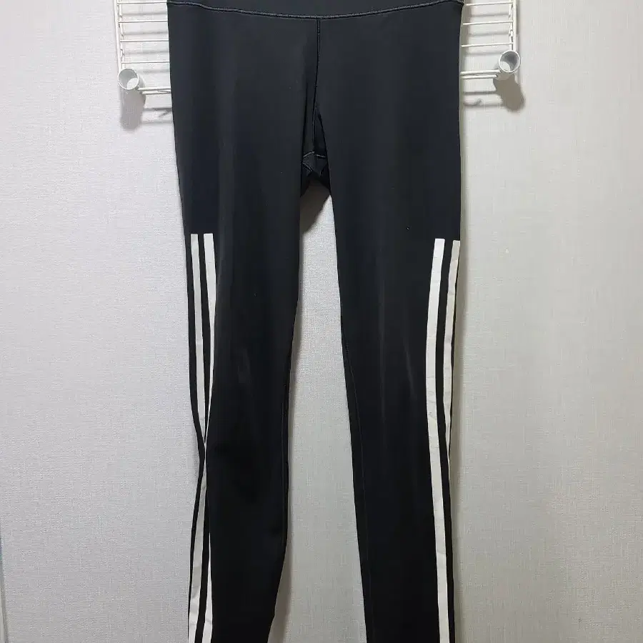 (85,xs) adidas 아디다스 레깅스바지 !! 디자인예뻐용 ㅎㅎ