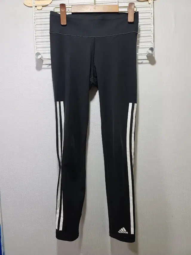 (85,xs) adidas 아디다스 레깅스바지 !! 디자인예뻐용 ㅎㅎ