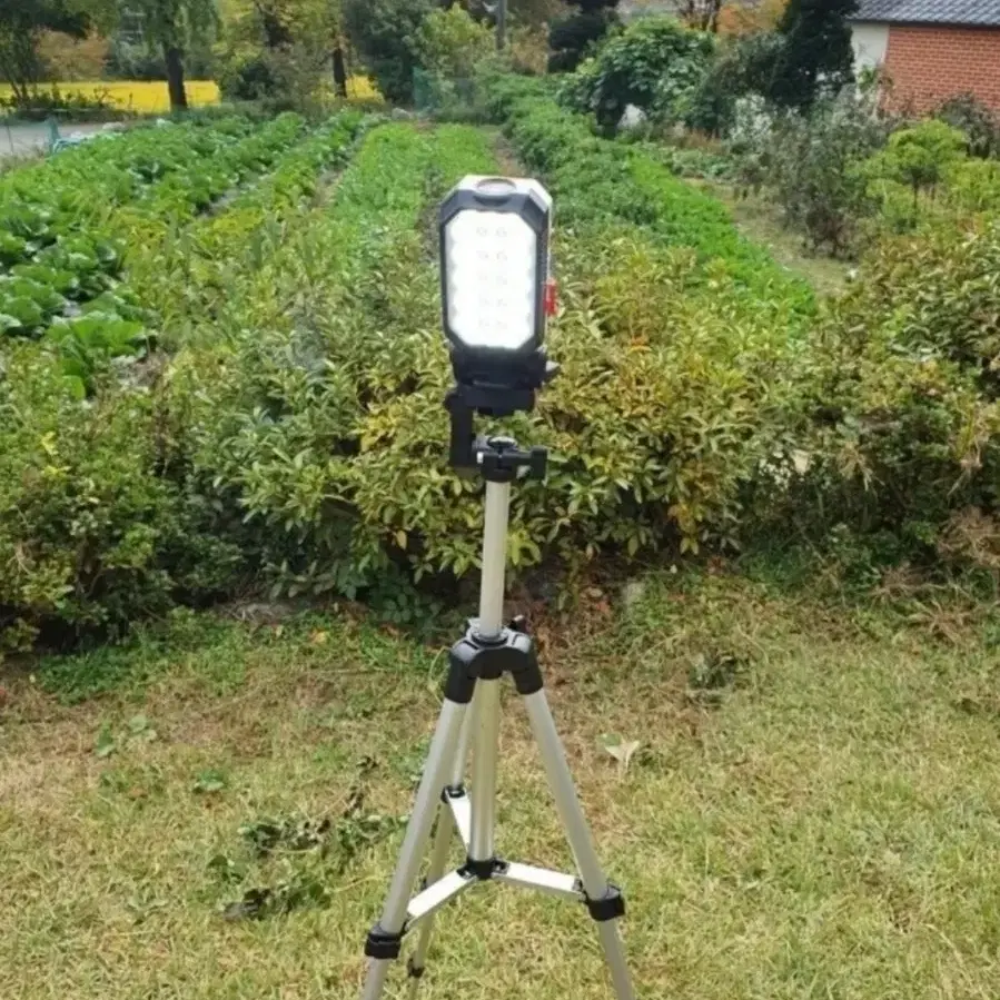 엄청밝은 충전식 해루질 LED 캠핑 랜턴 18000원무료배송