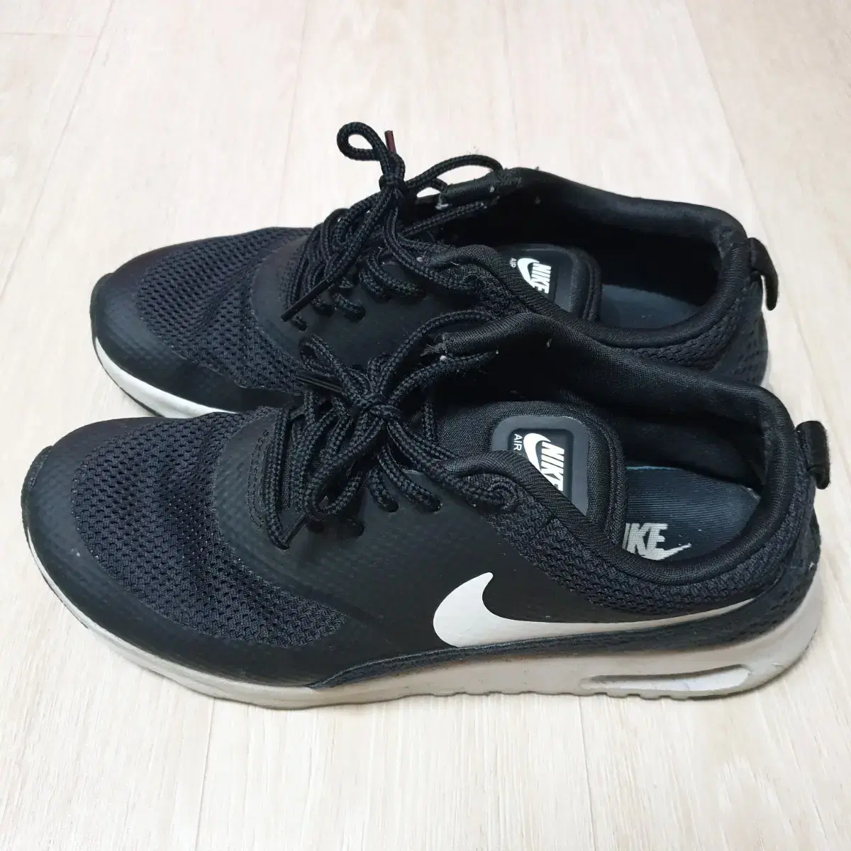 나이키 (NIKE)운동화 235