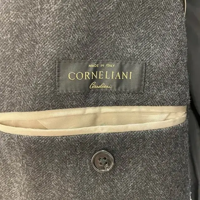 Corneliani 꼬르넬리아니 울 싱글코트 [100]