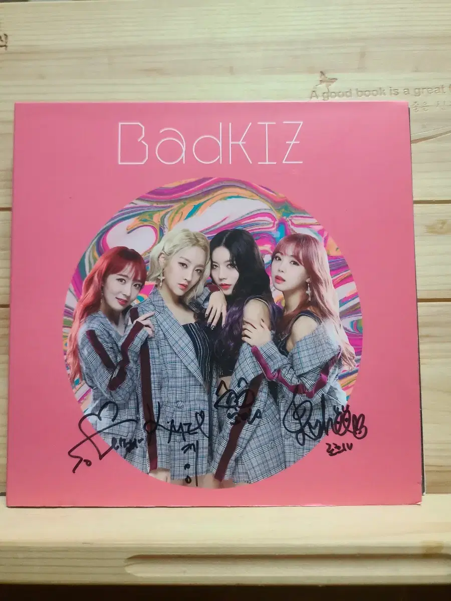 Autographed CD BADKIZ 배드키즈.4인조걸그룹.2016