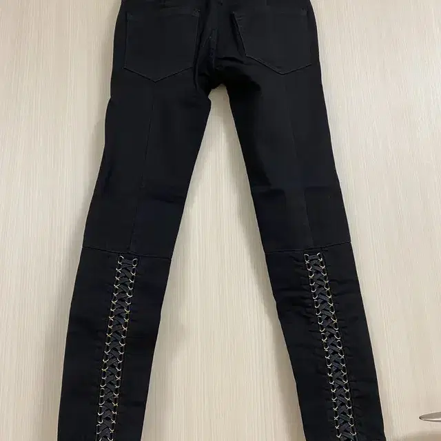 정품 Pierre Balmain 피에르 발망 블랙 골드링 코르셋 팬츠