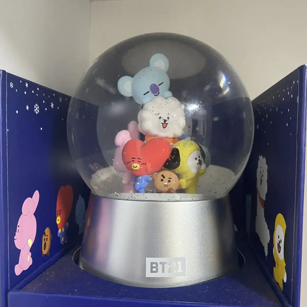 BT21 Snowball