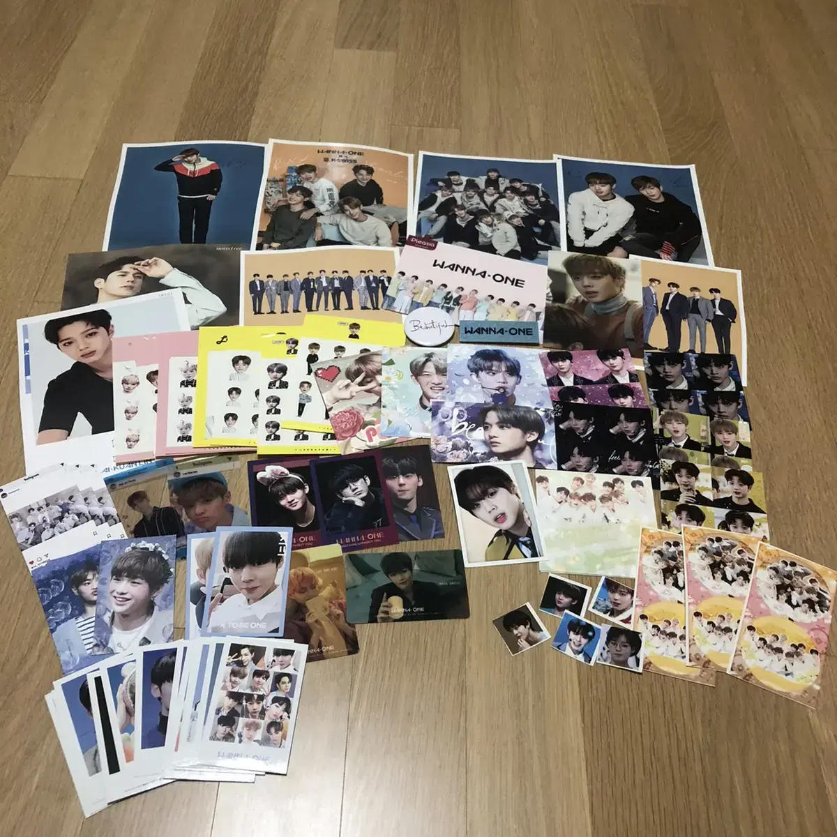 Wanna One daniel park jihoon lee daehwi bae jinyoung album photocard Unofficial goods