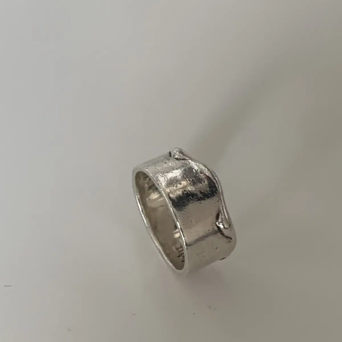 morethancheese edge melted ring