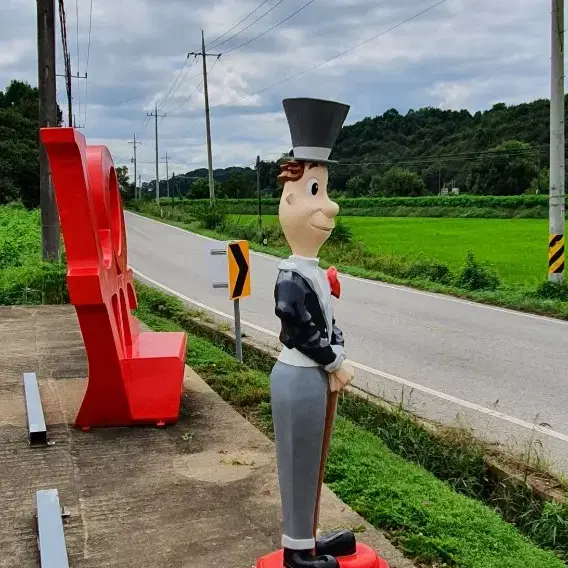 신사 아저씨 조형물