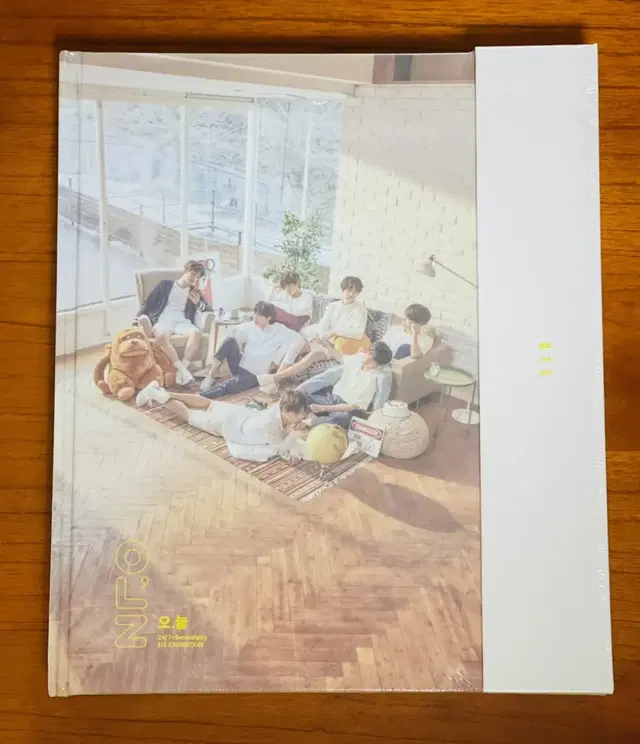 방탄소년단 오늘 북 미개봉 BTS OL'Z EXHIBITION BOOK