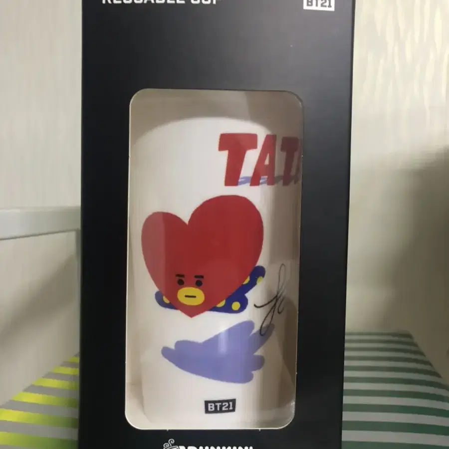 빙탄소년단 BT21 cgv 컵 리유저블컵 던킨 TATA 타타