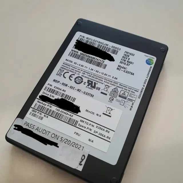 Samsung PM1633 3.84TB SAS SSD