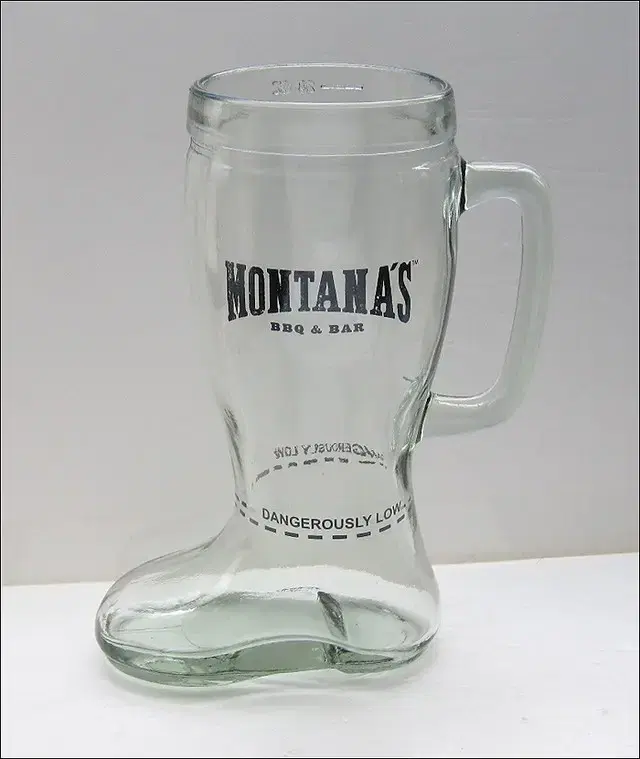 MONTANA'S 장화잔 23oz (높이 20.5cm)