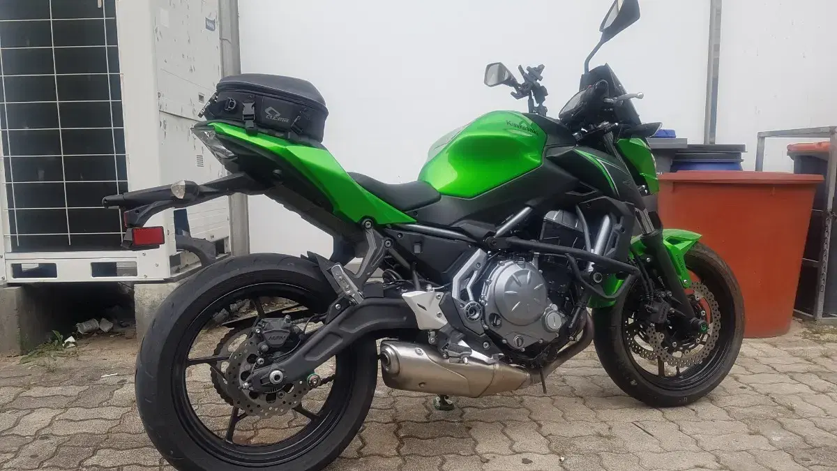 17년식 z650 팔아여