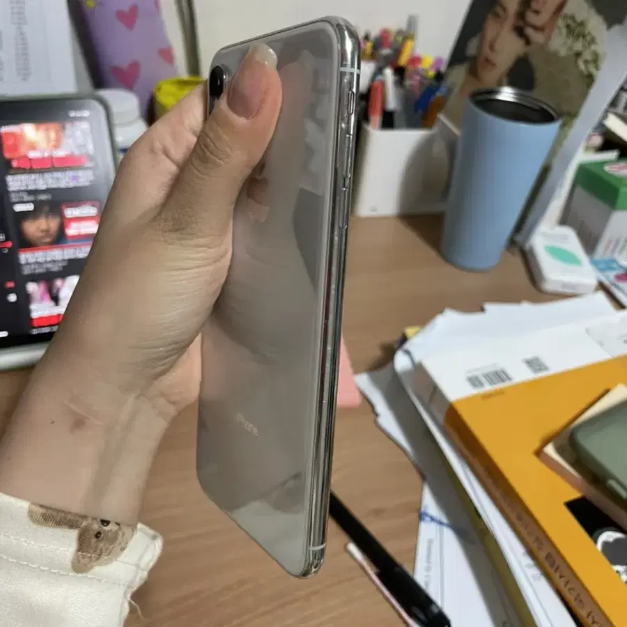 아이폰 xs max 512기가 실버 판매합니다 