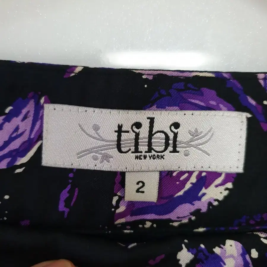 tibi 스커트