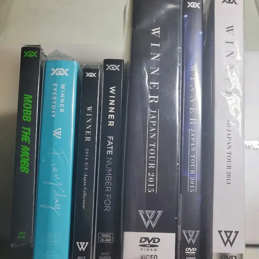 위너 일본 dvd, 앨범