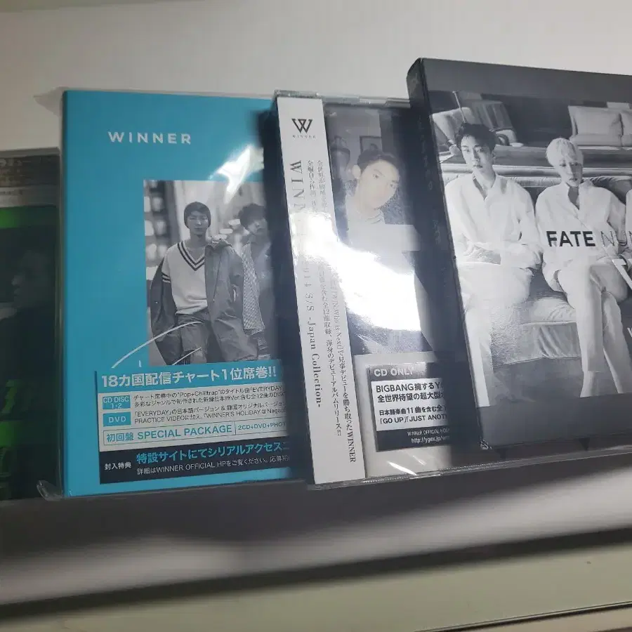 위너 일본 dvd, 앨범