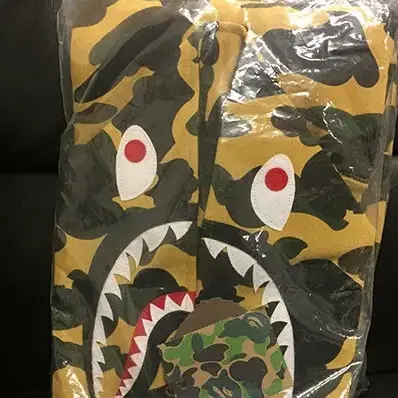 BAPE 베이프 황계 샤크 퍼스트카모 후드