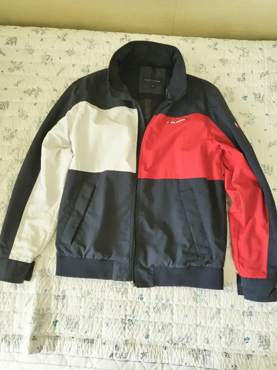 Tommy Hilfiger Big Flag Windbreaker