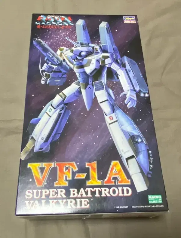 MACROSS VF-1A SUPER BATTROID VALKYRIE