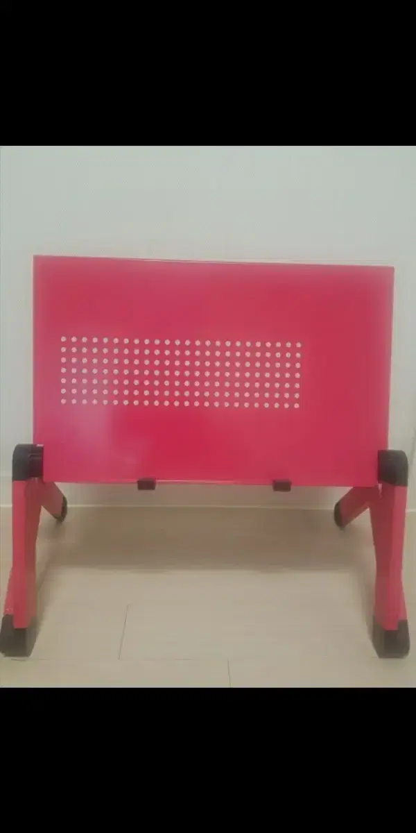 Adjustable Reading Table