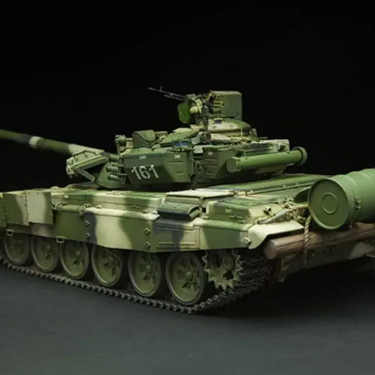 MENG  1/35 T-90 w/TBS-86 Tank Dozer