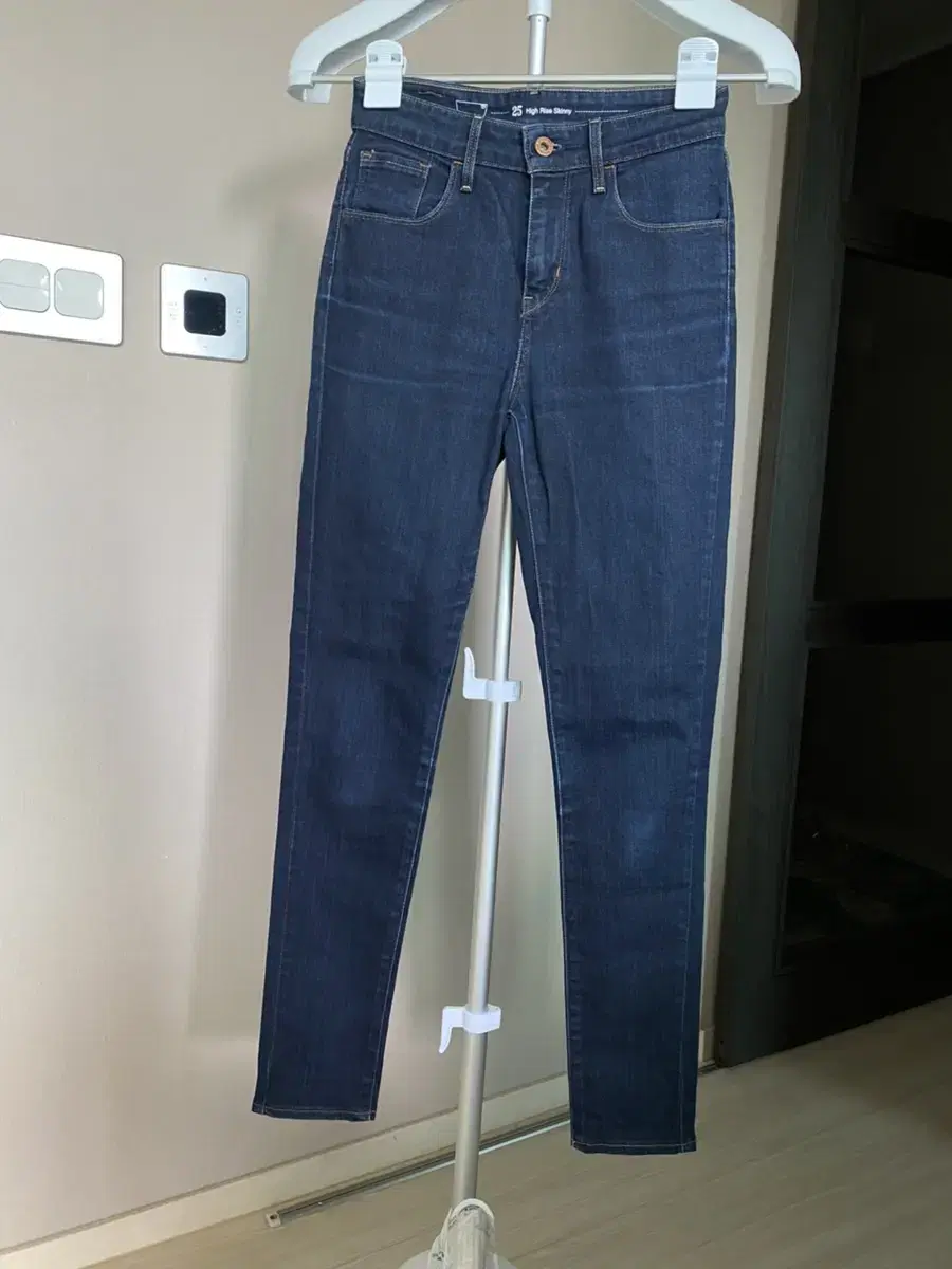 Levi's 리바이스 high rise skinny 25