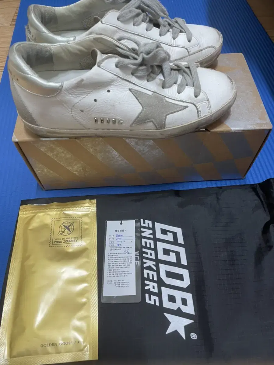 Golden Goose Silver Tab 36