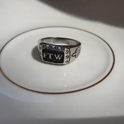 노블른 써지컬 스틸 FTW 반지