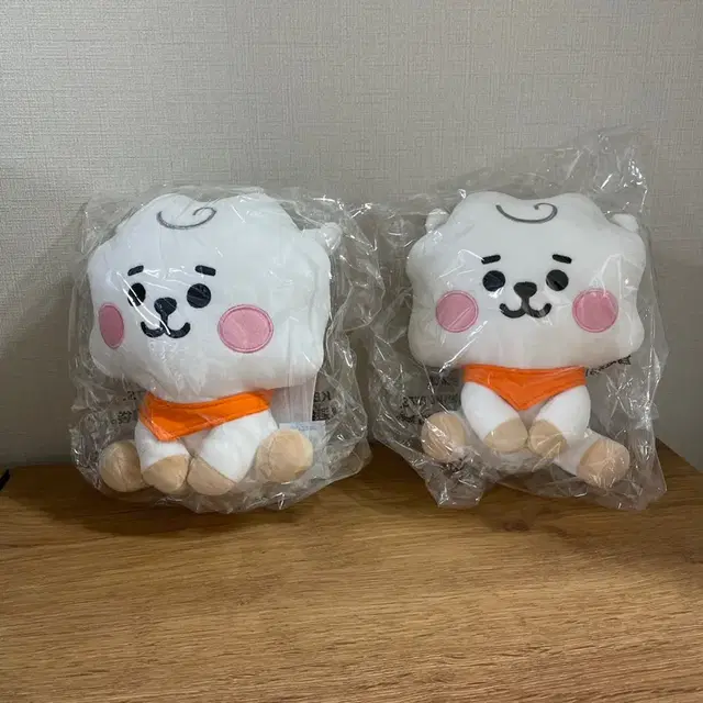 BTS BT21 RJ 시팅인형(sitting doll) 20cm 새상품